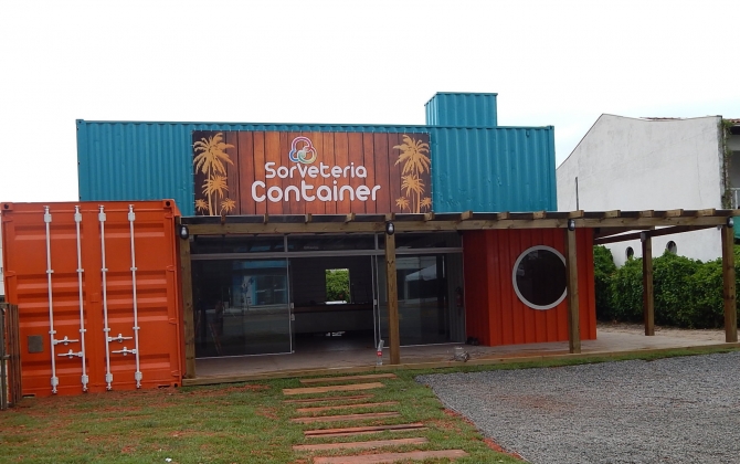 Soverteira em Container